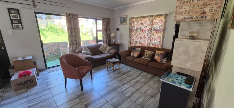 2 Bedroom Property for Sale in Cosy Corner Eastern Cape